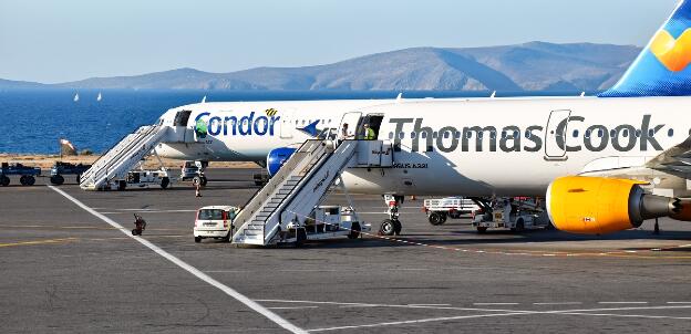 Airbus A321 von Condor und Thomas Cook in Heraklion (IATA-Code: HER)